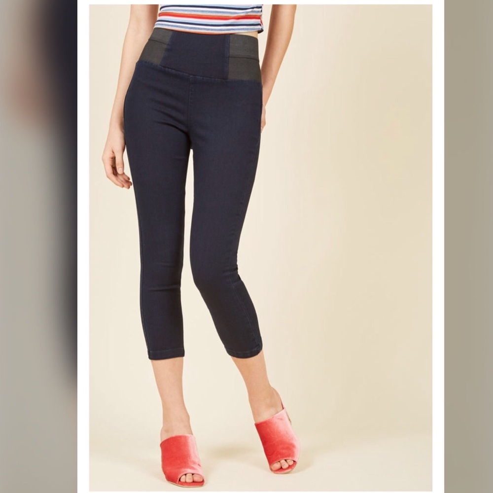 ModCloth 2X Capri Length High Waisted Jeans